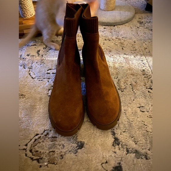 Steve Madden Honored Chelsea Boot - Picture 11 of 11